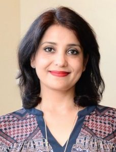 Ruchi's headshot
